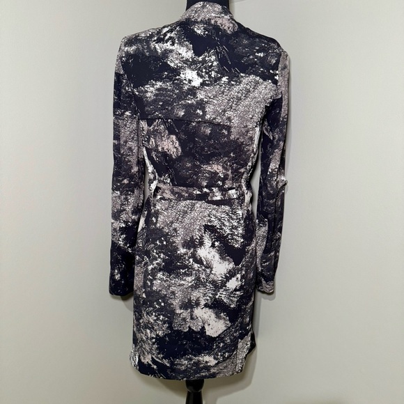 Aritzia Babaton Quincey Flowy Duster/Trench size XXS cascading lapels, belted - Picture 3 of 7